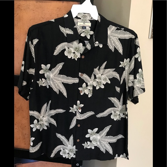 Tommy Bahama Other - Tommy BAHAMA L Black Floral silk Hawaiian Shirt